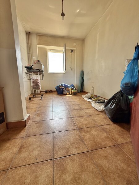 Pantelimon, Vergului, 400 m/4 min. metrou Costin Georgian,